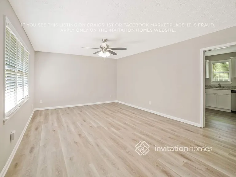 444 Mephisto Cir — Photo 4