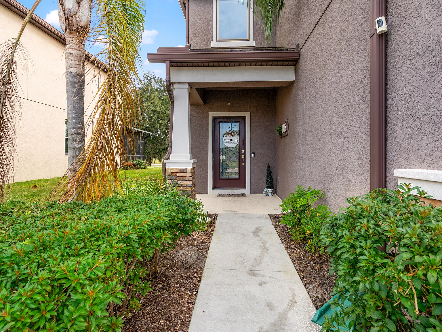 4 bed, 2.5 bath, 2443 sqft, $2,500 — Photo 4