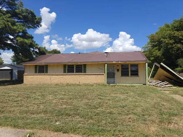 2906 Beatty St, West Memphis, AR 72301