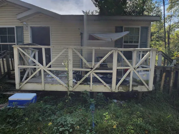 3302 Timberlane Rd, Harrison, MI 48625