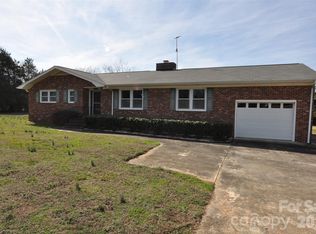 1316 Cornwell Rd, Blackstock, SC 29014