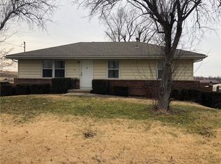 711 W Main St, Odessa, MO 64076