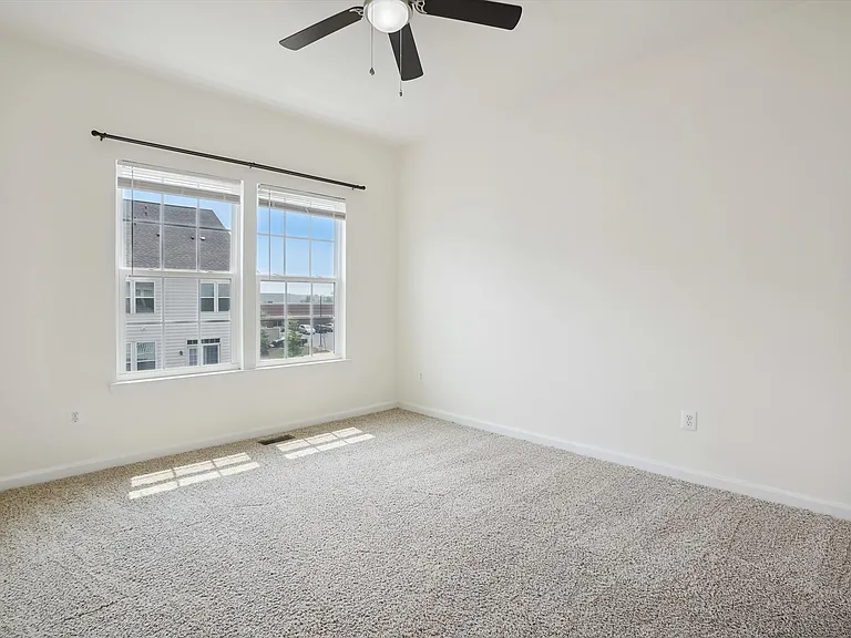 21707 Charity Ter — Photo 29