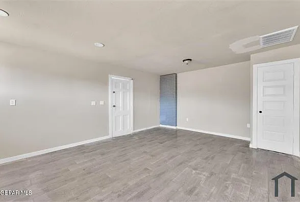 2 bed, 650 sqft, $975 — Photo 1