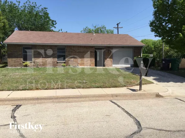 2017 Paisley St, Denton, TX 76209
