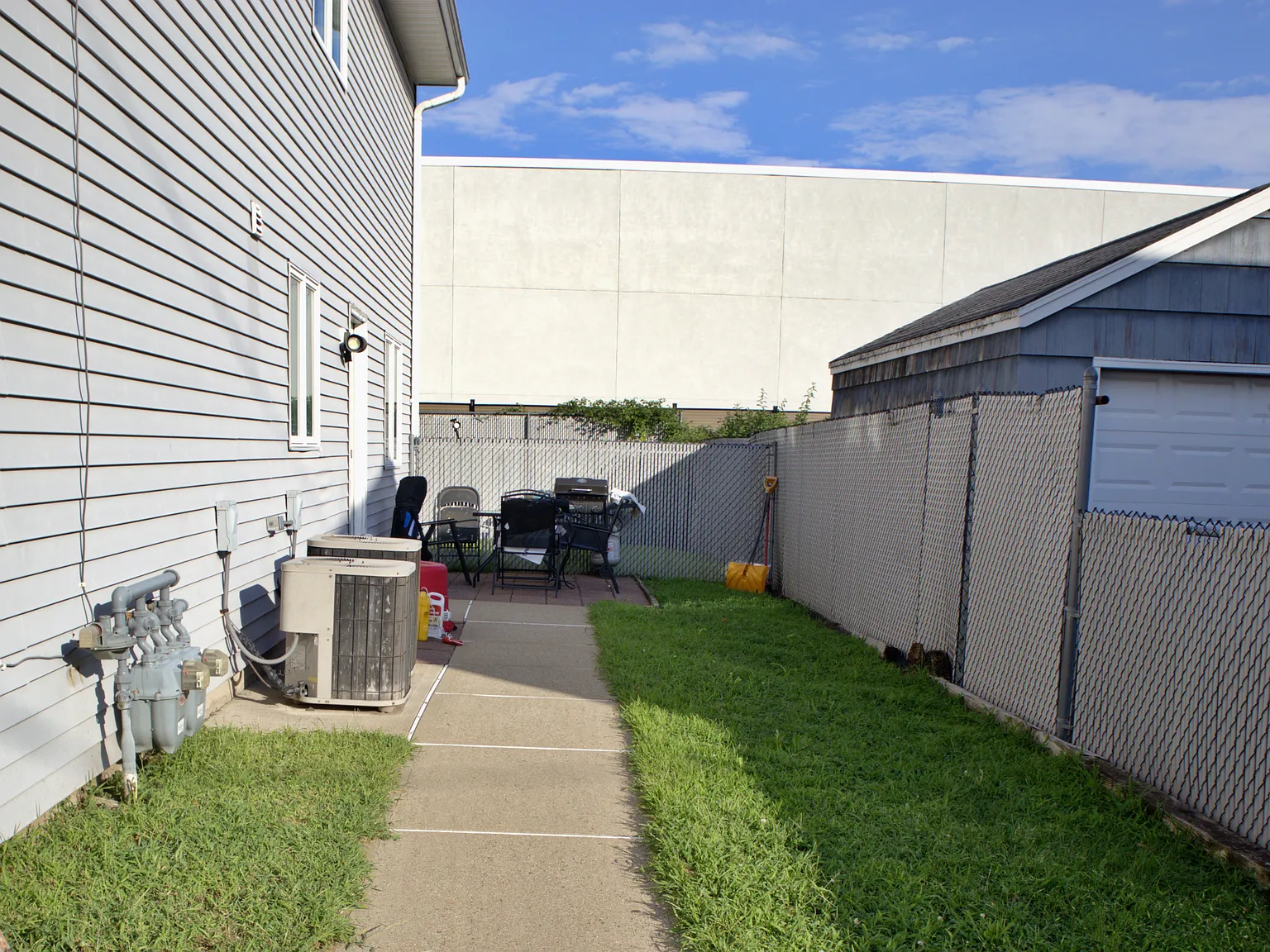 2 bed, $2,200 — Photo 2