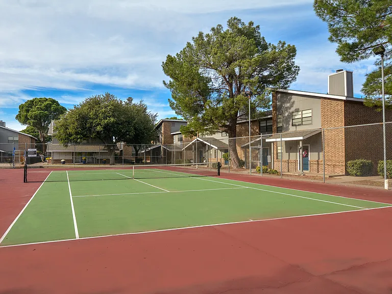 Country Crest Townhomes — Photo 9