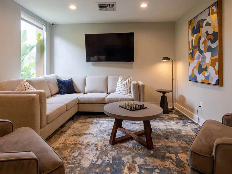 Resident Lounge