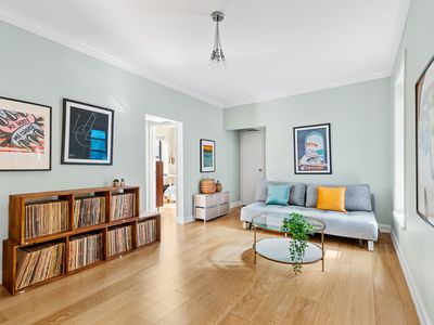 325 Bedford Ave APT 1B, Brooklyn, NY, 11211