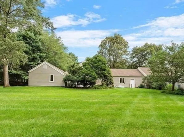 5 Daybreak, Wayland, MA 01778