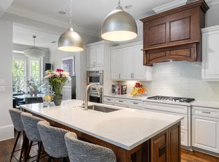 302 Island Park Dr, Charleston, SC 29492