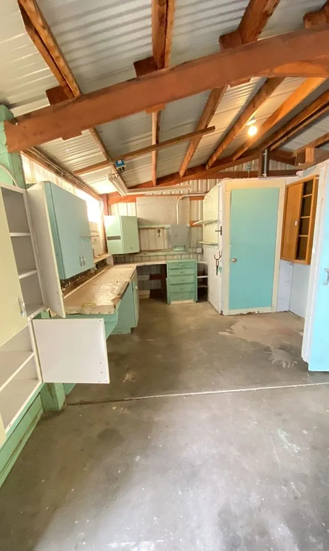 Great Little Home Out Of Town With Lots To Offer! — Photo 4