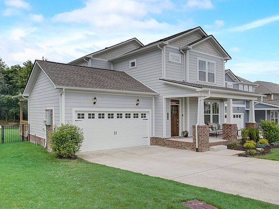 3rd image of 2113 Maytown Cir N