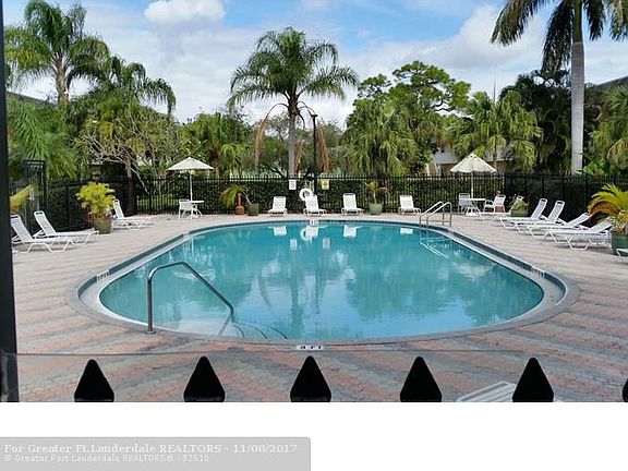 3rd image of 5168 NE 6th Ave APT 428