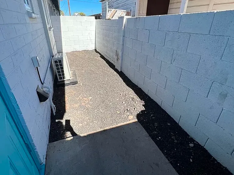 1406 E Jefferson St — Photo 7