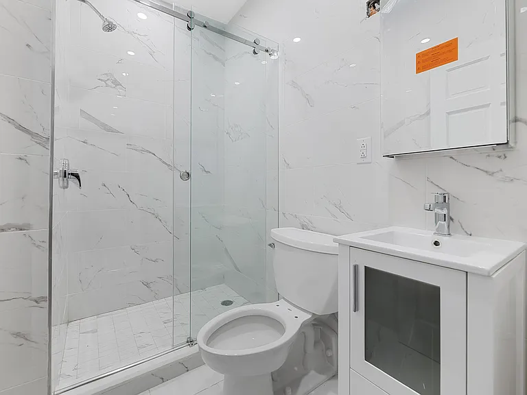 220 W 10th St #4A — Photo 9