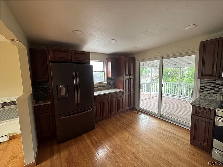 4748 Haverton Ln — Photo 11