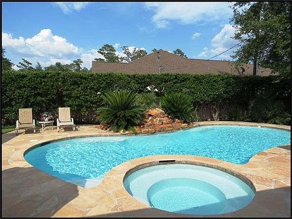 3rd image of 24530 Haigshire Dr