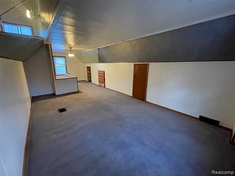 7280 Huron St — Photo 15