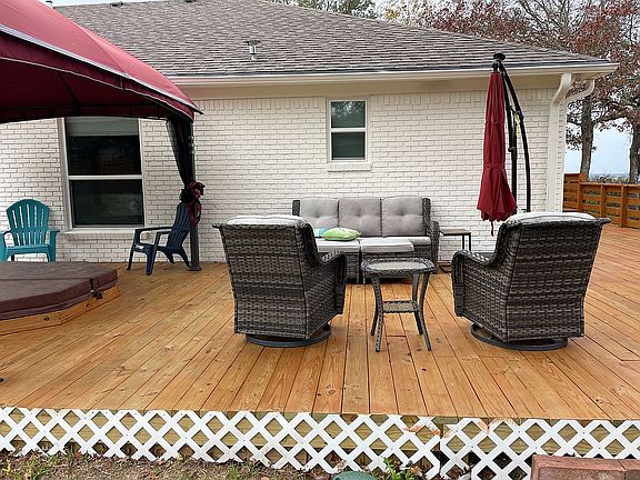 4th image of 1109 Amberidge Ter