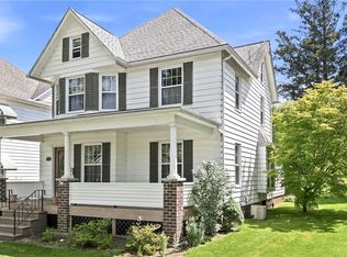 221 S Mercer Ave, Sharpsville, PA 16150
