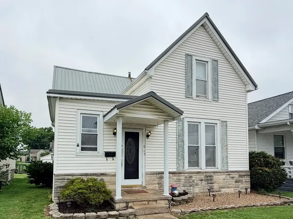 915 10th St, Tell City, IN 47586