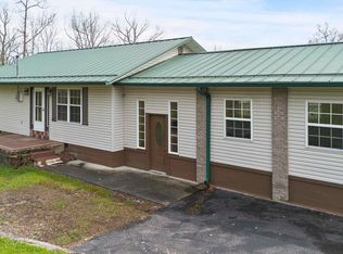 405 Broadleaf Rd, Louisa, KY 41230
