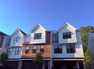 310 Thurgood Dr, Warrendale, PA 15086