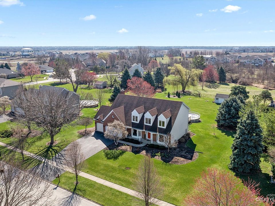 1st image of 23661 W Cotswald Dr