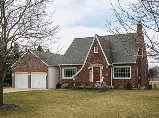 949 N Hewitt Dr, Lewiston, NY 14092