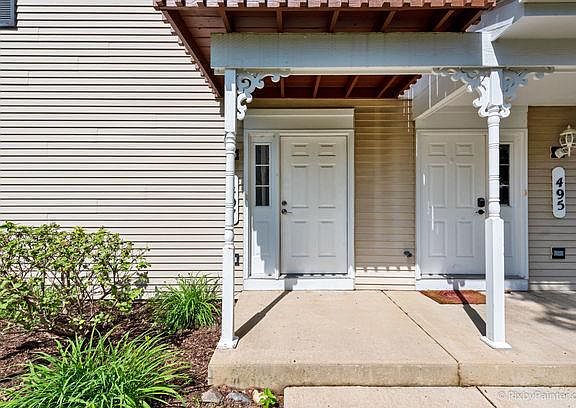 2nd image of 497 Sandhurst Ln #497