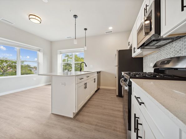 2033 Ridge Rd #6B3EF34C0