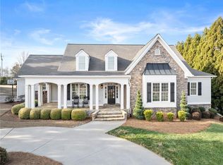 4529 Montclair Cir, Gainesville, GA 30506