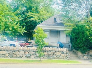 547 River Ave, Providence, RI 02908