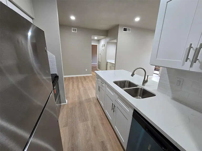 1818 Augusta Dr #15 — Photo 18