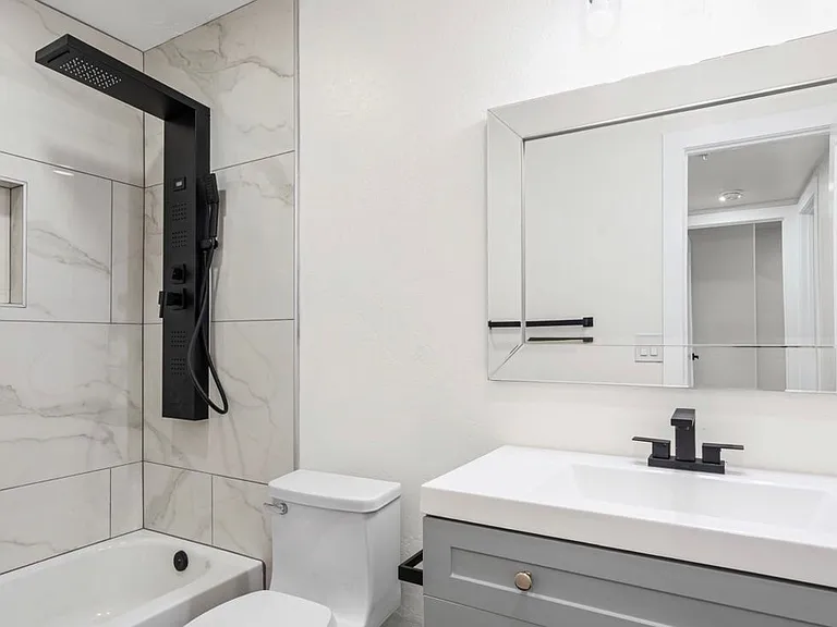1604 San Miguel Ave — Photo 6