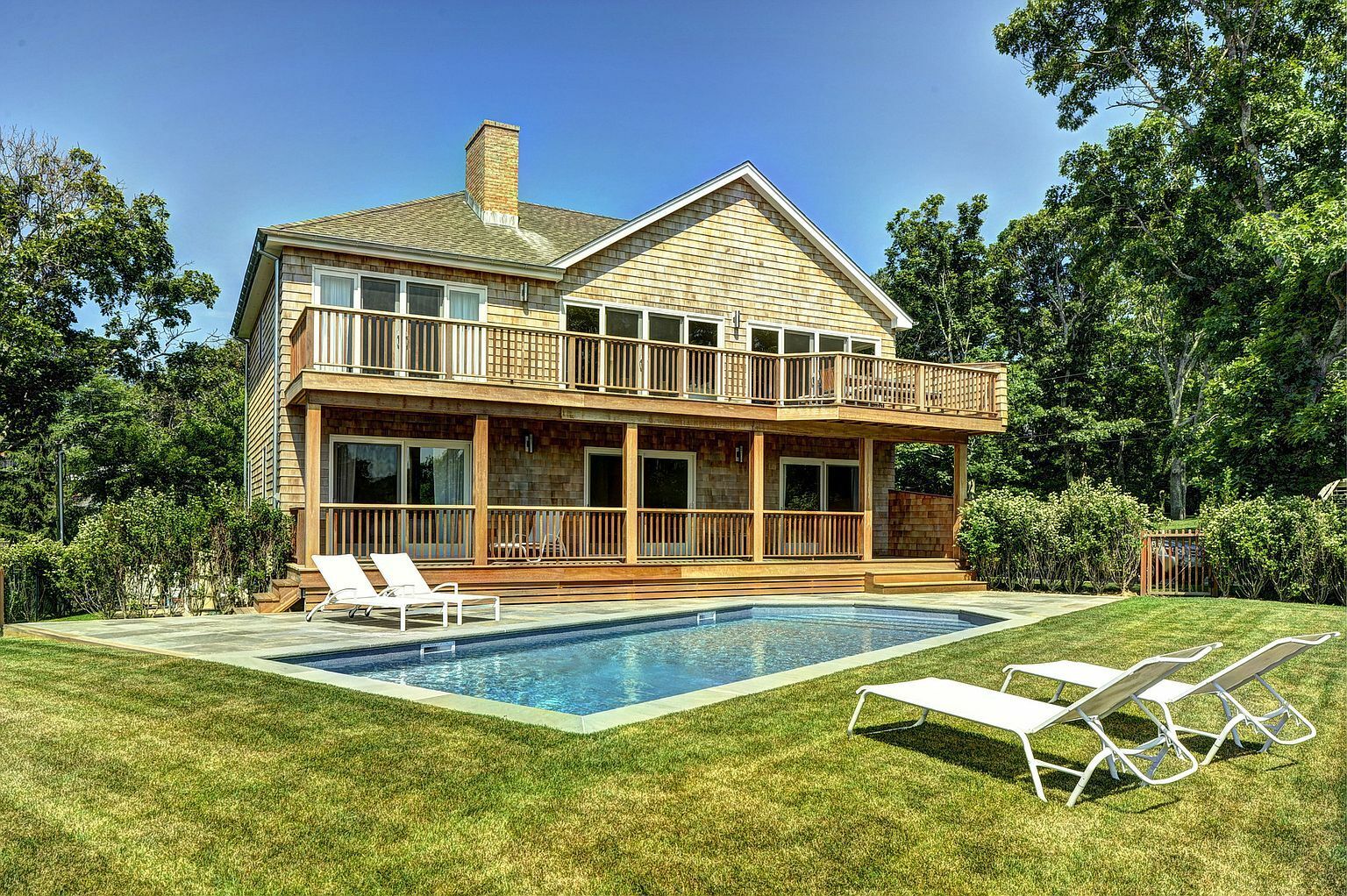  Backyard, Sun Area, Gunite Pool