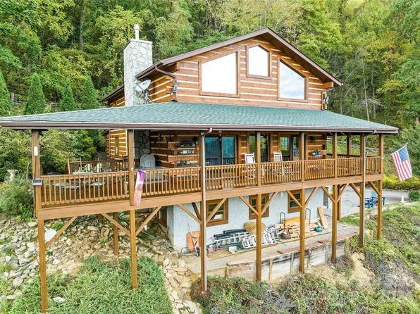427 Cub Trl, Maggie Valley, NC 28751