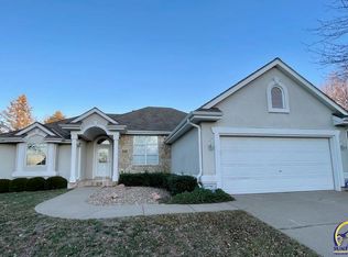 3628 SW Red Hawk Ct, Topeka, KS 66614