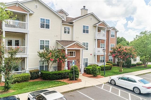1st image of 11228 Hyde Pointe Ct