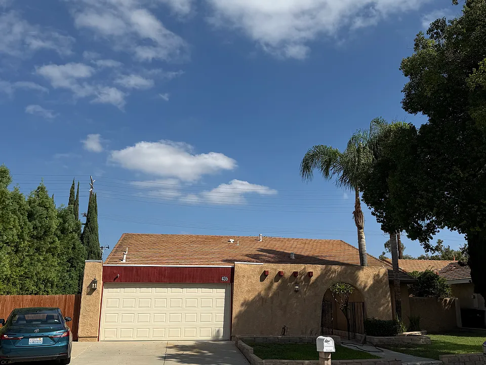 435 Mark Dr