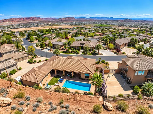 2317 E Greystone Dr, Saint George, UT 84790