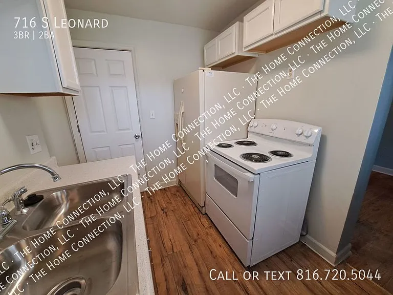 716 S Leonard St — Photo 4