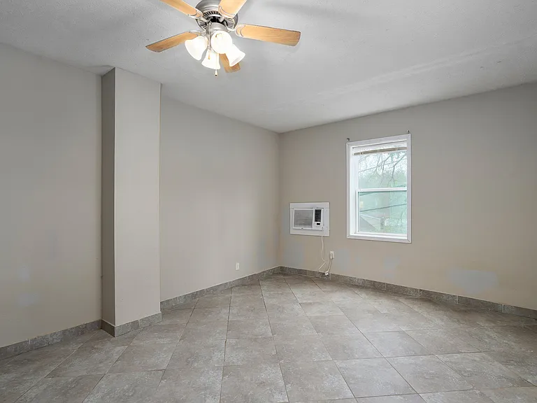 Main St. Apartments — Photo 19