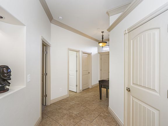 3rd image of 15509 Creek View Dr