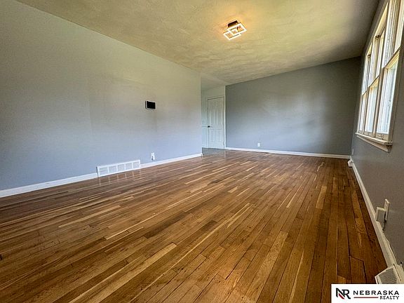 3rd image of 6719 Ogden St