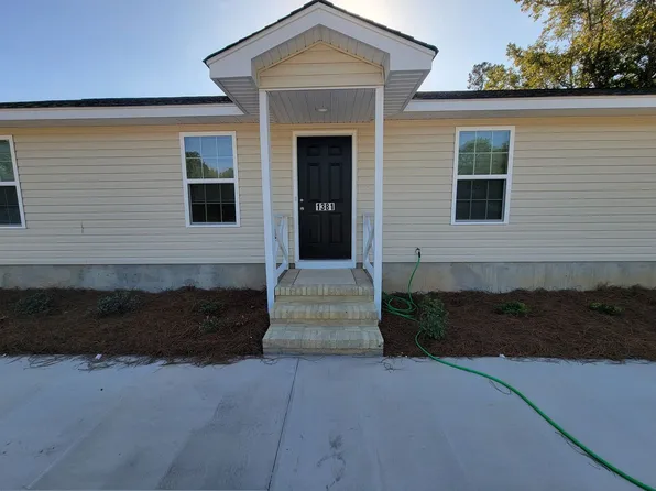1381 Springdale Dr, Orangeburg, SC 29118