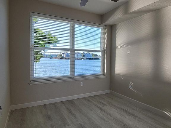3rd image of 400 Baltic Cir Unit 402