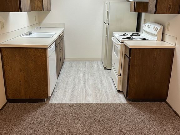 5th image of 430-464 NE Sacramento St #446