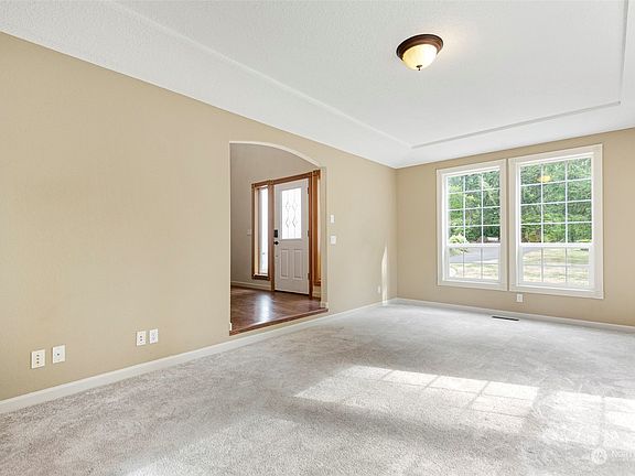 4th image of 22004 NE 233rd Court